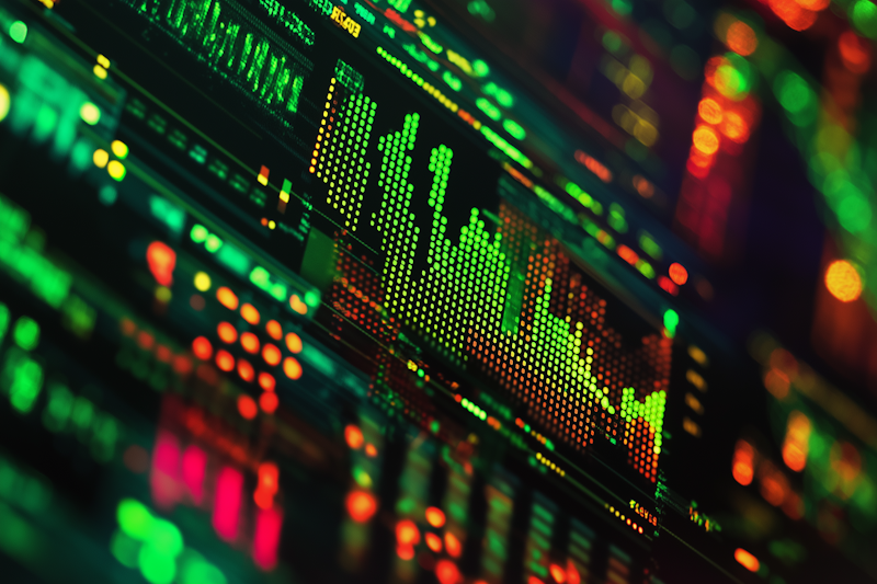 Grafici di analisi finanziaria e crescita